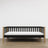 Juoda medinė sofa-lova su ąžuolu - vaizdas nuo galvūgalio, vaikų kambarys