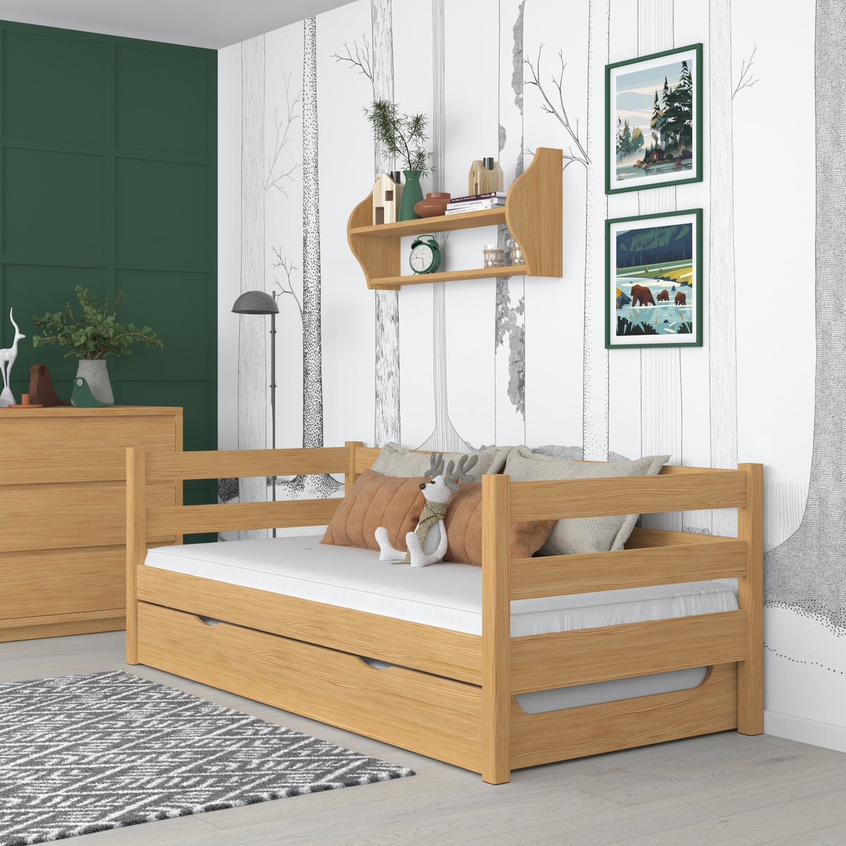 Natūralios pušies sofa-lova - medinė šoninė užtvara, vaizdas iš šono, Nizio