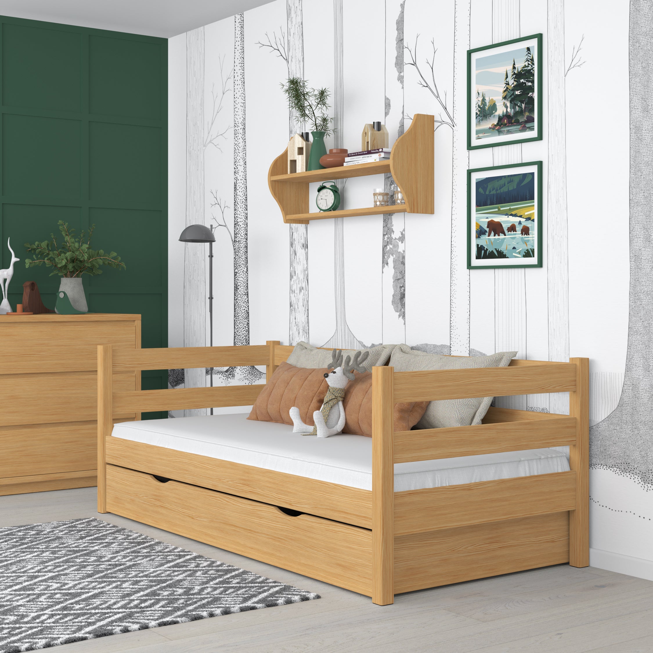 Natūralios pušies sofa-lova - medinė šoninė užtvara, vaizdas iš šono, Nizio