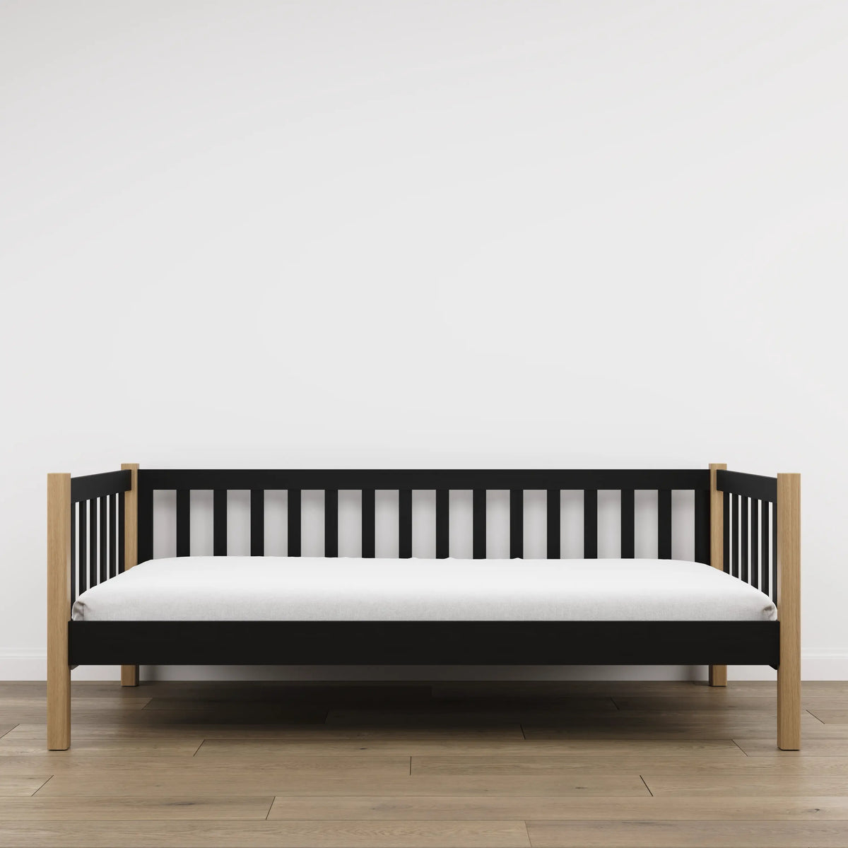 Juoda medinė sofa-lova su ąžuolu - vaizdas iš šono, baldų forma ir proporcijos
